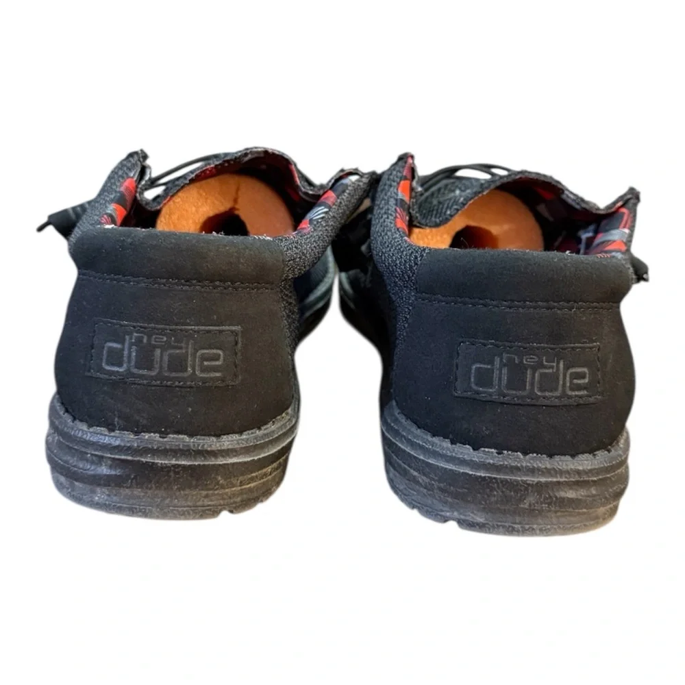 Hey Dude Wally Sox Jet Black Canvas Shoes Men’s Size 9 Women’s Size 10.5